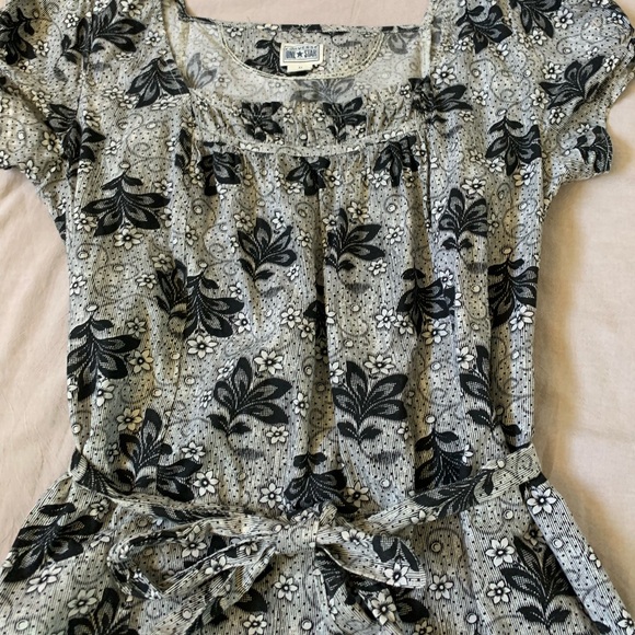 Vintage Floral Converse Mini Dress - Picture 5 of 8
